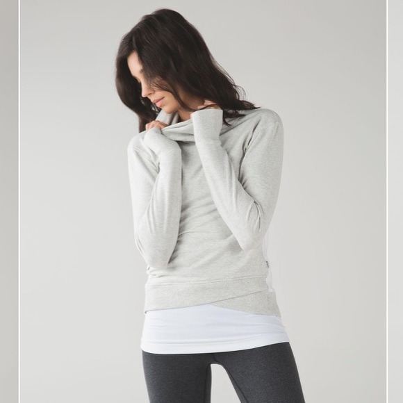 LULULEMON Heathered Gray/White On The Double Pullover size 8 - Picture 2 of 13